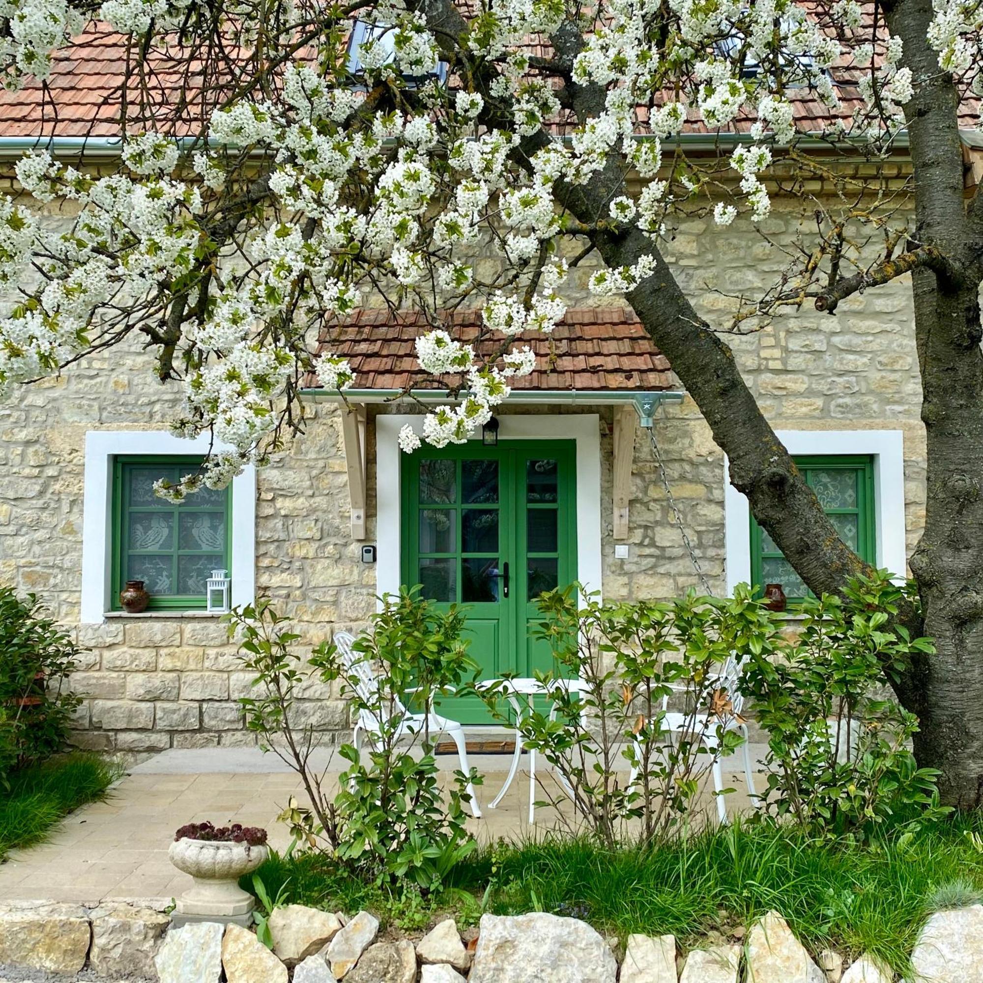 Erdos Vendeghaz Pecsely Hotel Exterior photo